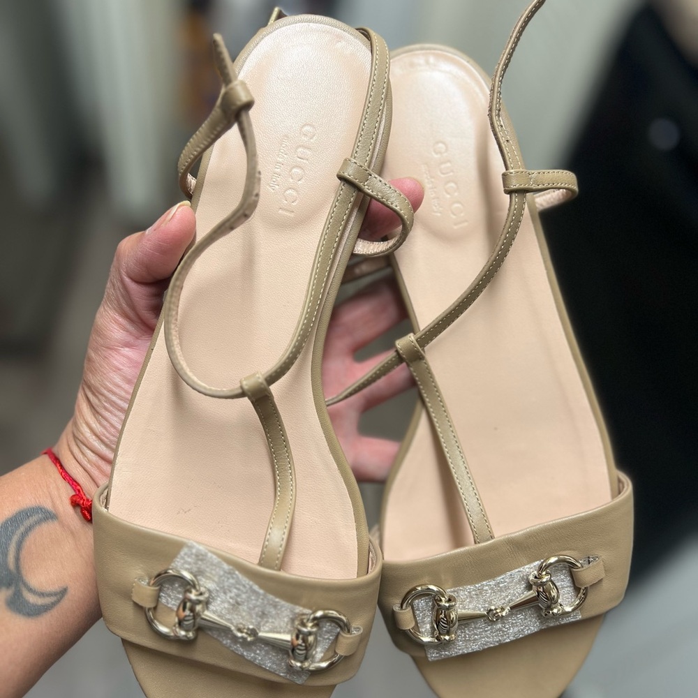 Gucci Tan Gold Sandals with Minimalist Design